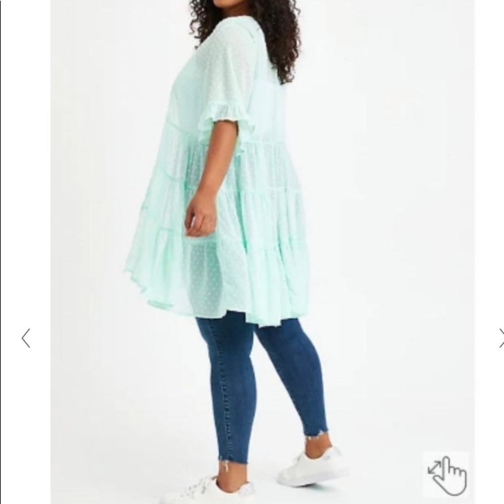 TORRID Mint green ruffled kimono